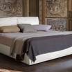 Кровать с мягким изголовьем Massimosistema