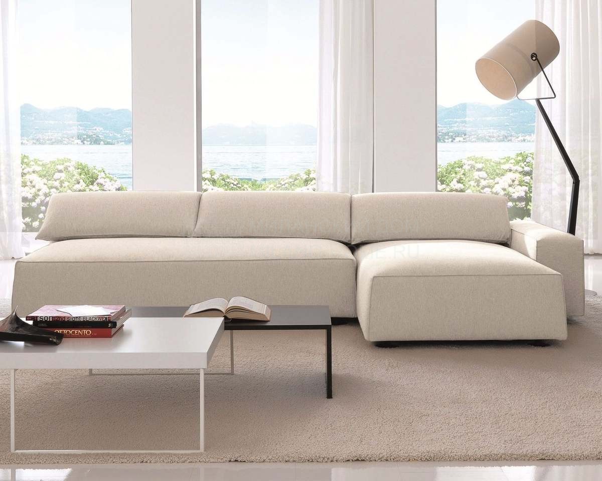 Прямой диван Freemood sofa lounge из Италии фабрики DESIREE