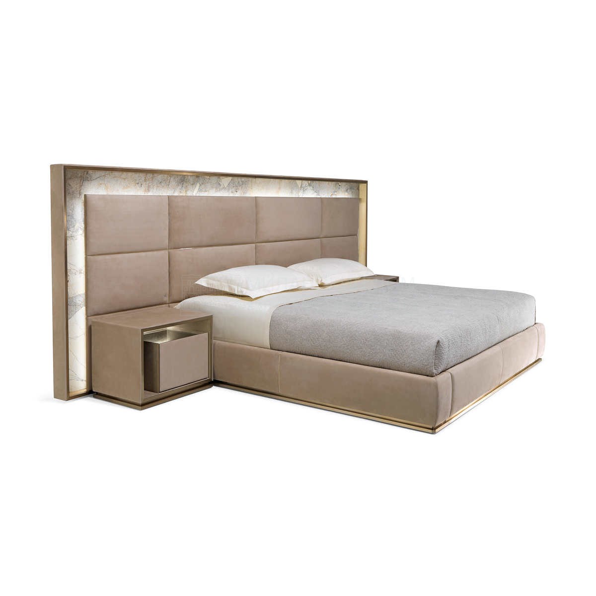 Двуспальная кровать Aubade bed из Италии фабрики IPE CAVALLI VISIONNAIRE