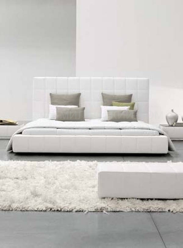 Кровать с мягким изголовьем Squaring high bed из Италии фабрики BONALDO
