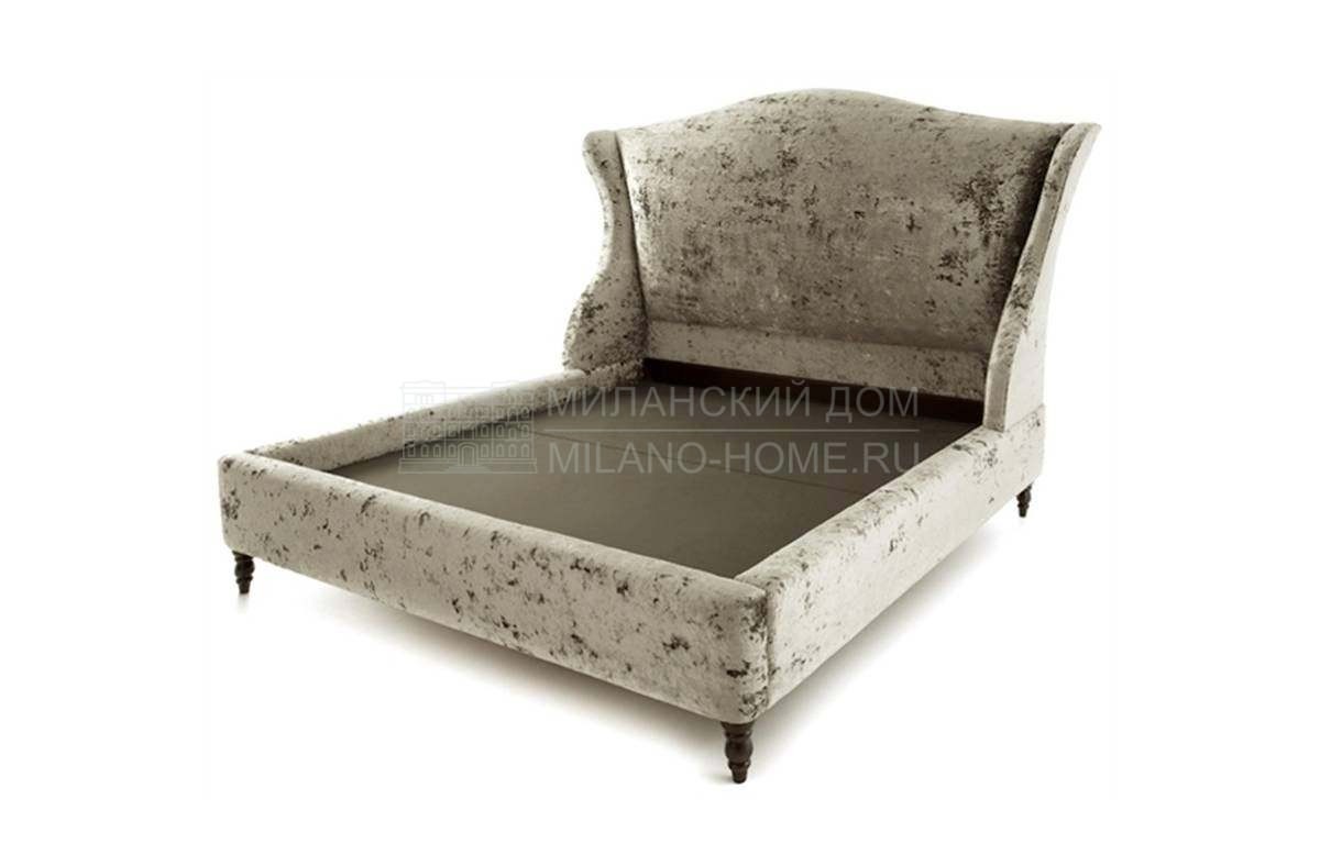 Кровать с мягким изголовьем Scarllati из Великобритании фабрики THE SOFA & CHAIR Company