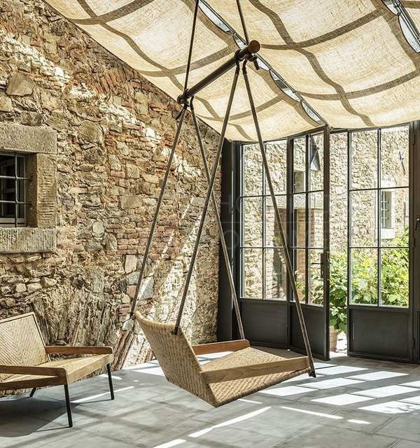 Кресло-качалка Allaperto veranda single swing из Италии фабрики ETHIMO