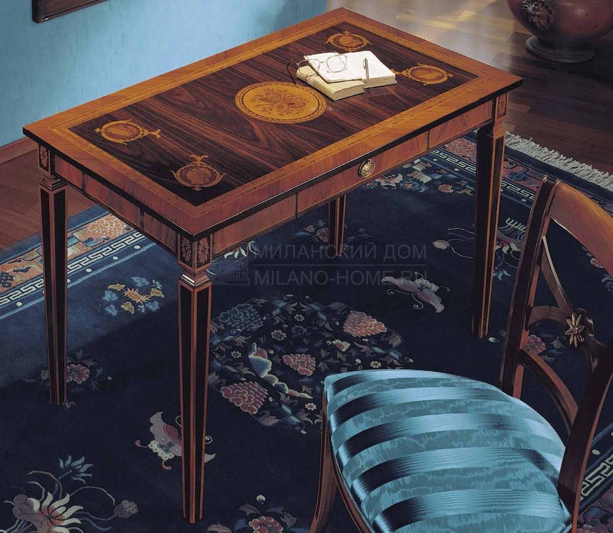 Письменный стол 18th Century/R33 из Италии фабрики FRANCESCO MOLON