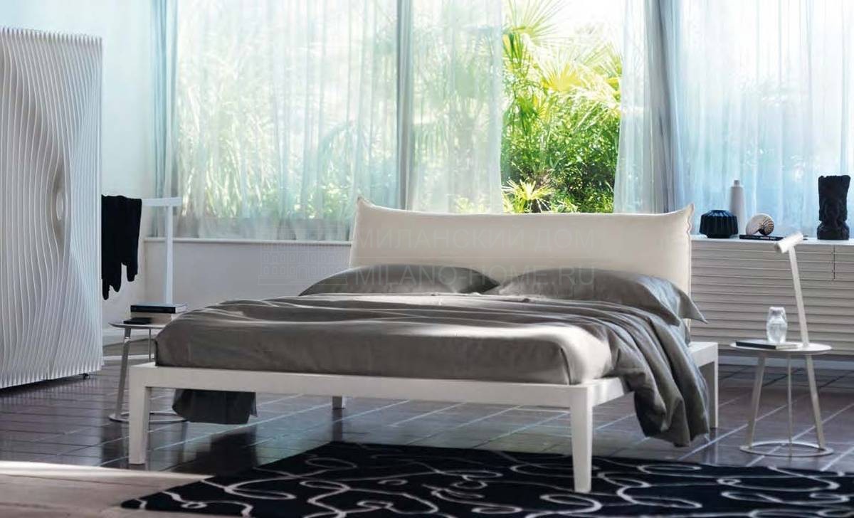 Кровать с мягким изголовьем Moheli/bed из Италии фабрики ORIZZONTI