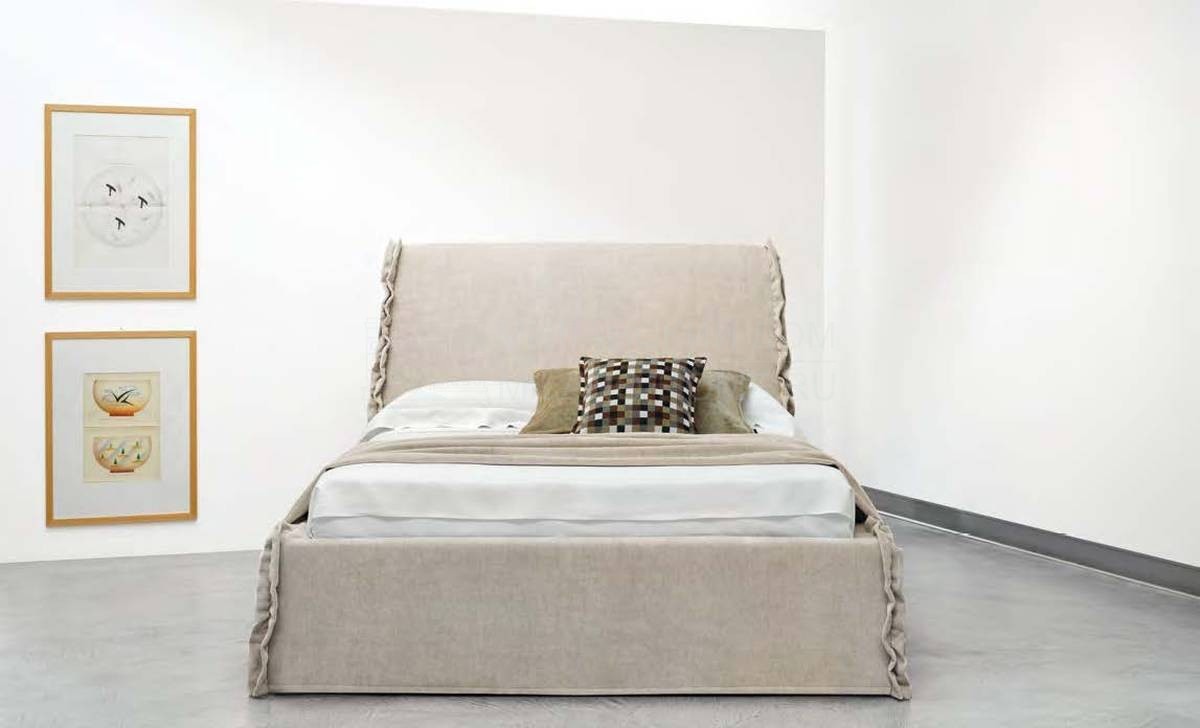 Кровать с мягким изголовьем Vola/bed из Италии фабрики ORIZZONTI