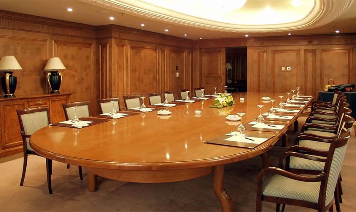 Переговорный стол Pisani meeting table из Италии фабрики BORDIGNON Camillo
