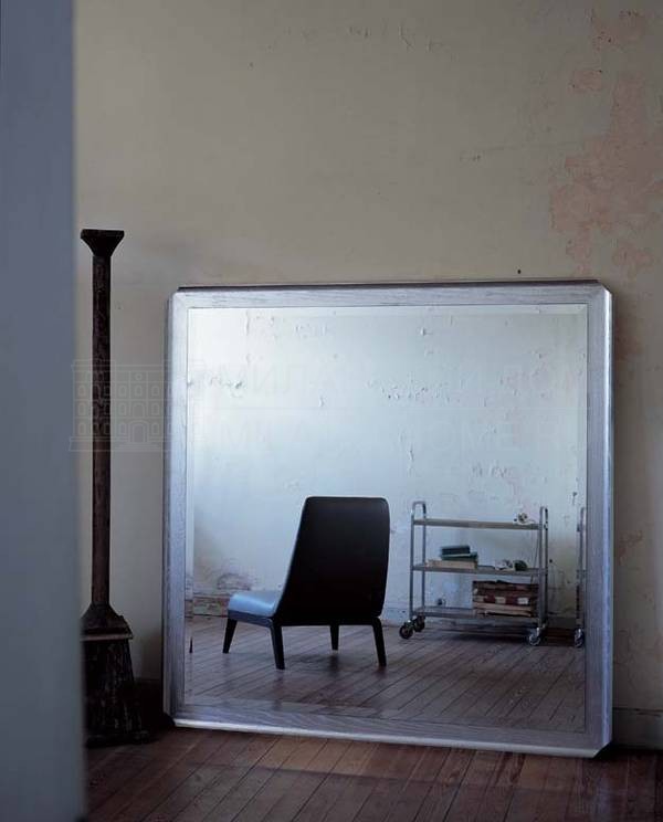 Зеркало настенное Yves/ mirror из Италии фабрики FLEXFORM
