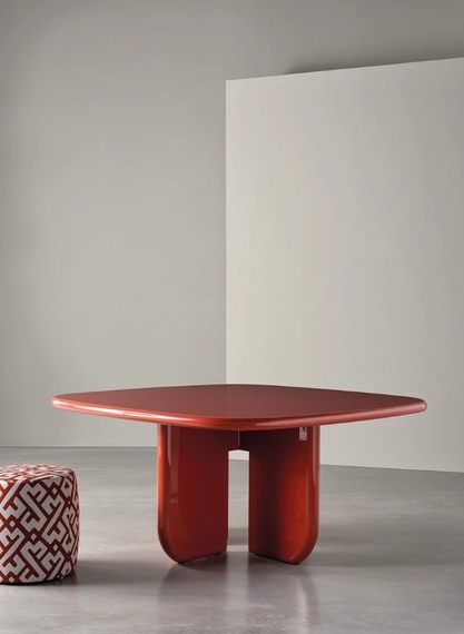 Обеденный стол Italo из Италии фабрики MERIDIANI