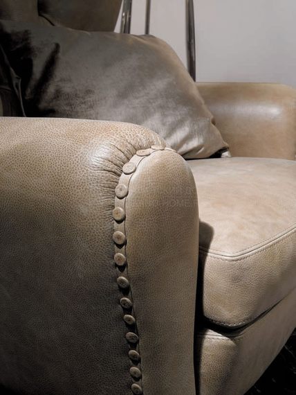 Каминное кресло Nottingham из Италии фабрики IPE CAVALLI VISIONNAIRE