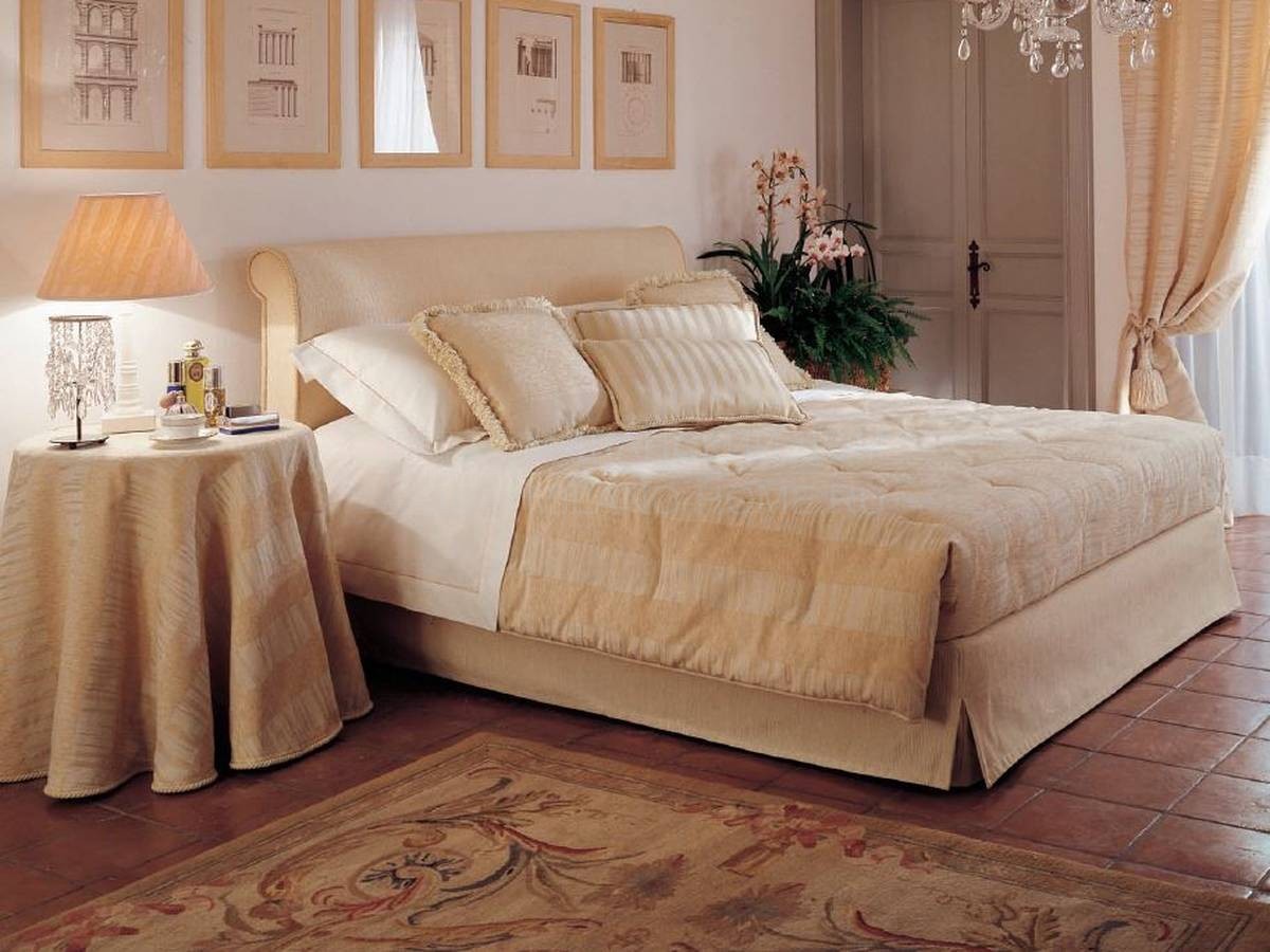 Кровать с мягким изголовьем Classic Venezia BURTON art.142FA2, Casanova BURTON art.142FA5 из Италии фабрики HALLEY