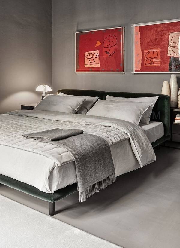 Двуспальная кровать Timothy из Италии фабрики MERIDIANI