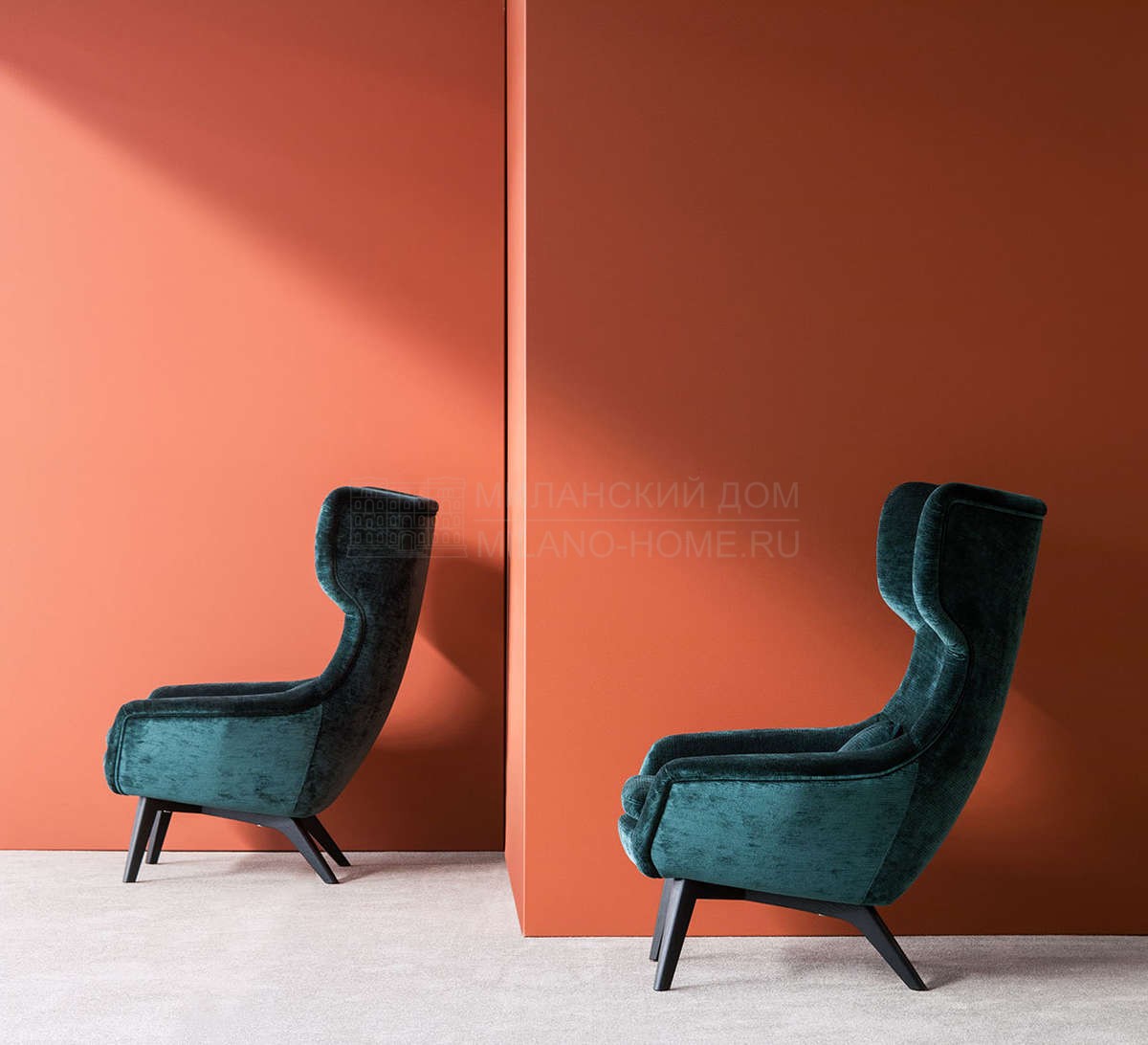 Каминное кресло Fede armchair из Франции фабрики HAMILTON CONTE