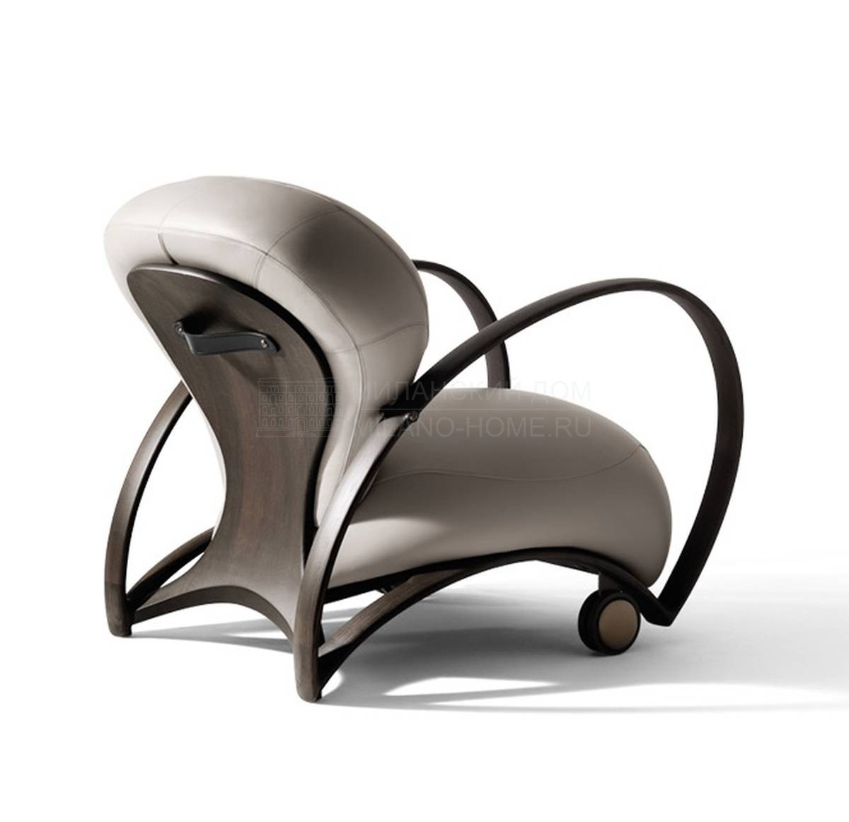 Кожаное кресло Branca / 69900 из Италии фабрики GIORGETTI