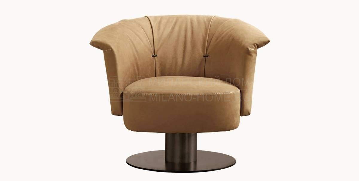 Кожаное кресло Luna armchair из Италии фабрики GAMMA ARREDAMENTI