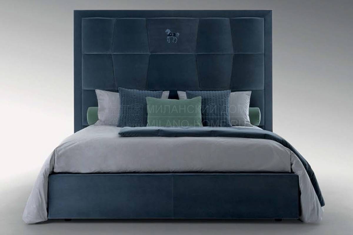 Кровать с мягким изголовьем Mazarin  из Италии фабрики FENDI Casa