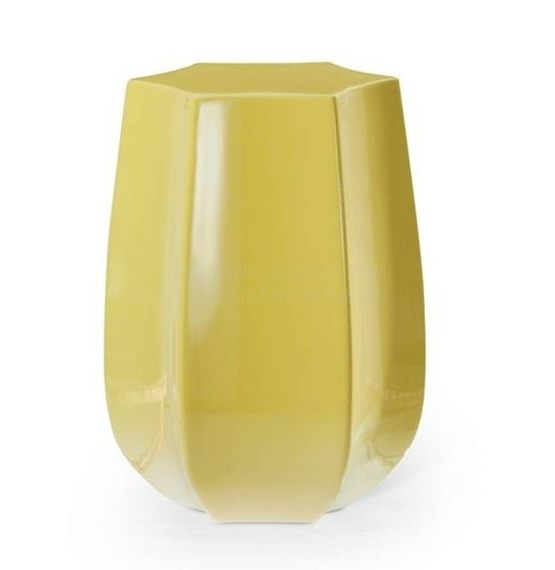 Стол-бочонок Carambole two из Франции фабрики ROCHE BOBOIS