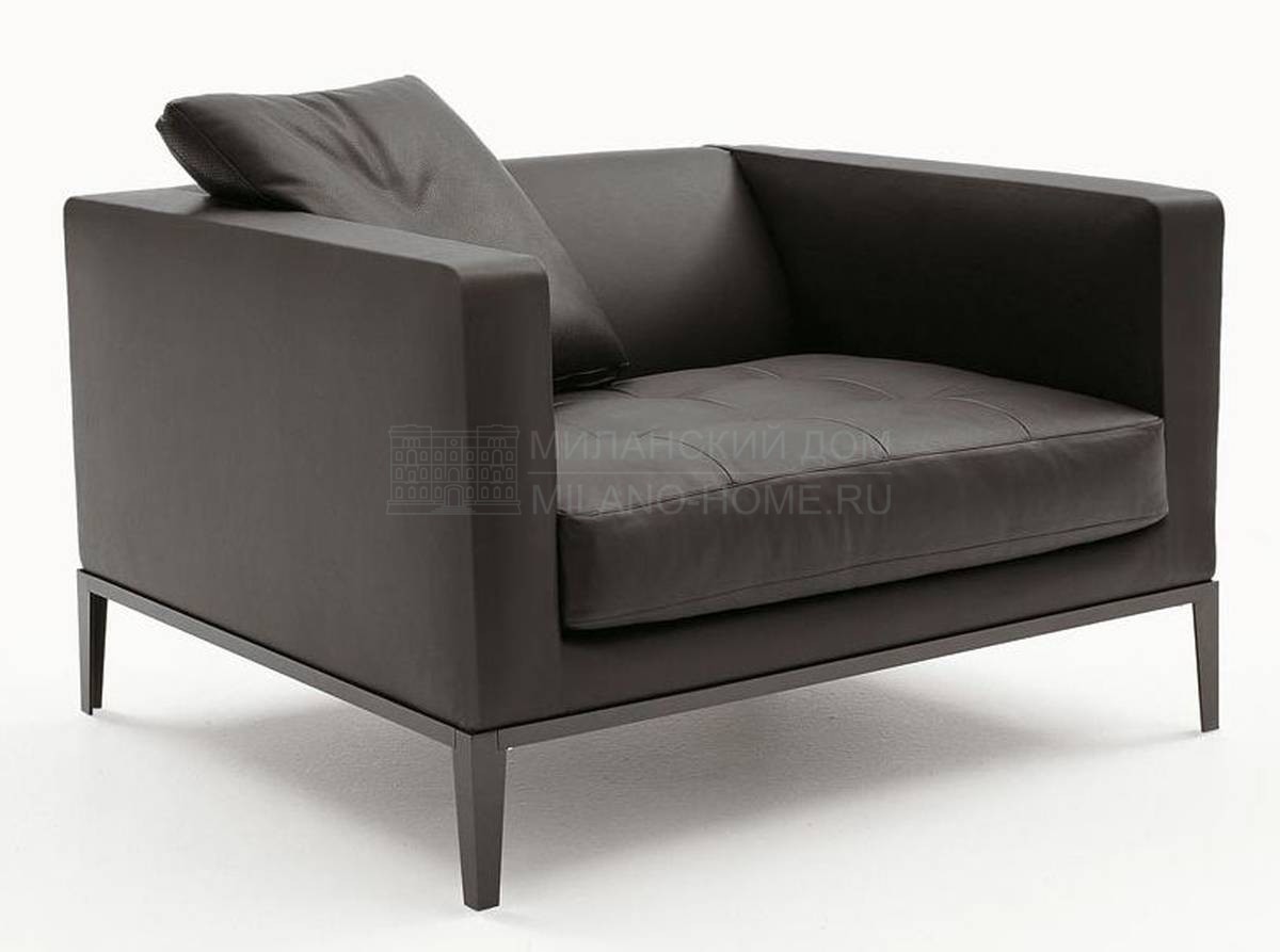 Кресло Simpliciter 8SMT104 из Италии фабрики B&B MAXALTO
