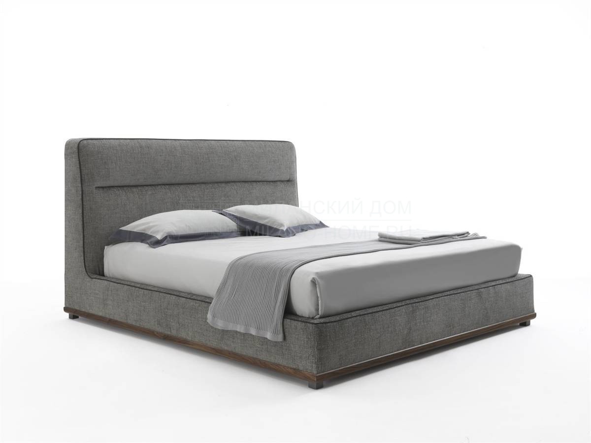 Кровать с мягким изголовьем Kirk bed из Италии фабрики PORADA