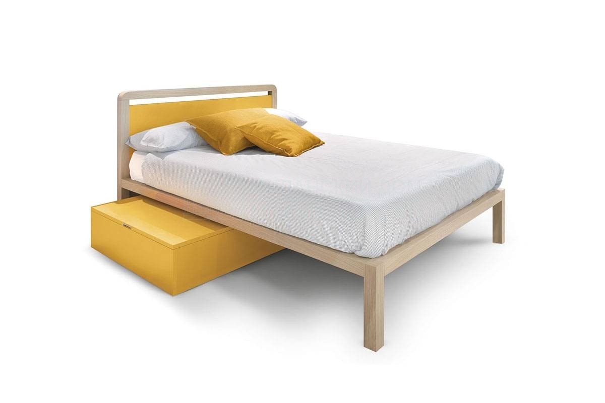 Кровать с деревянным изголовьем Collezione Navy из Италии фабрики DEAR KIDS