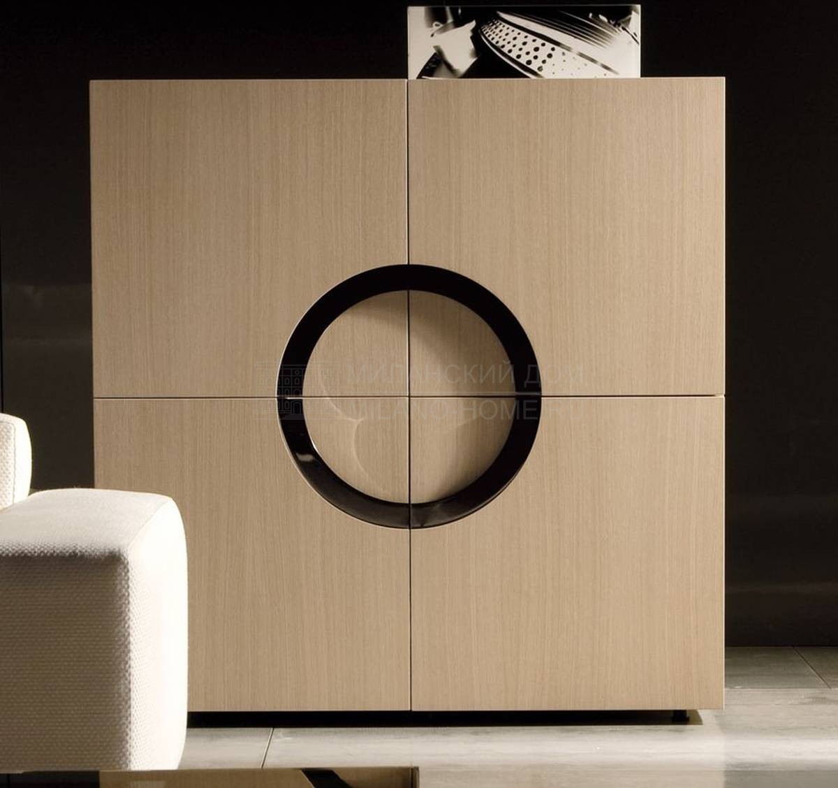 Бар Archipenko bar из Италии фабрики MINOTTI