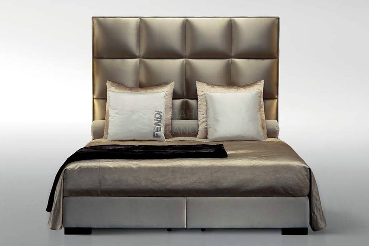 Кровать с мягким изголовьем Diamante  из Италии фабрики FENDI Casa