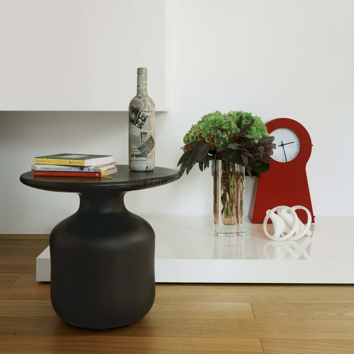 Кофейный столик Mini bottle coffee table из Италии фабрики CAPPELLINI