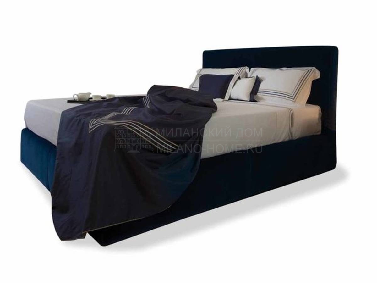 Кровать с мягким изголовьем Eveline из Италии фабрики DOM EDIZIONI