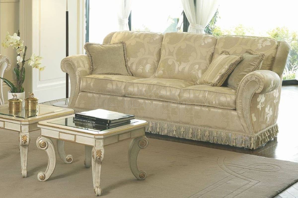 Прямой диван Angelica из Италии фабрики PIGOLI