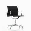 Кожаное кресло Aluminium Chair EA 105/107/108