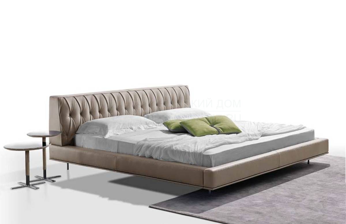 Кровать с мягким изголовьем Mcqueen night из Италии фабрики GAMMA ARREDAMENTI
