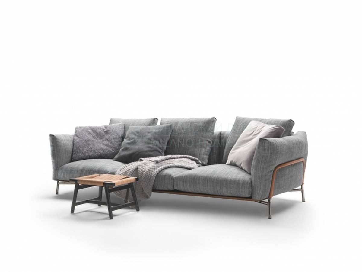 Прямой диван Ambroeus sofa из Италии фабрики FLEXFORM
