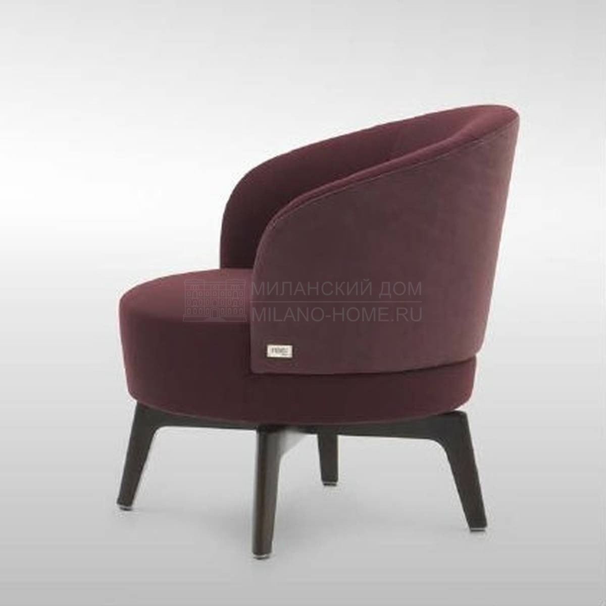 Кресло Doyle armchair из Италии фабрики FENDI Casa