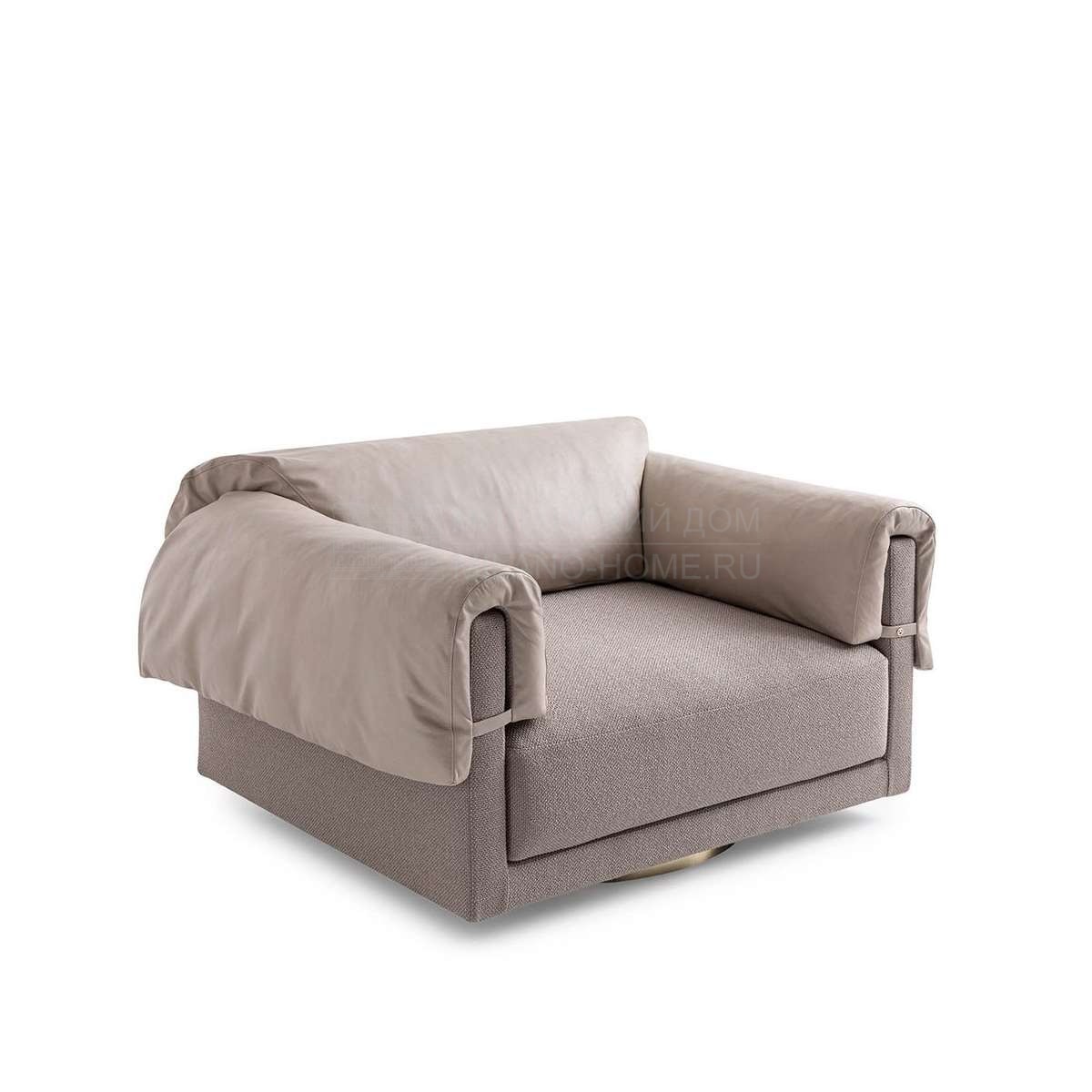 Кресло Jet set armchair  из Италии фабрики FENDI Casa