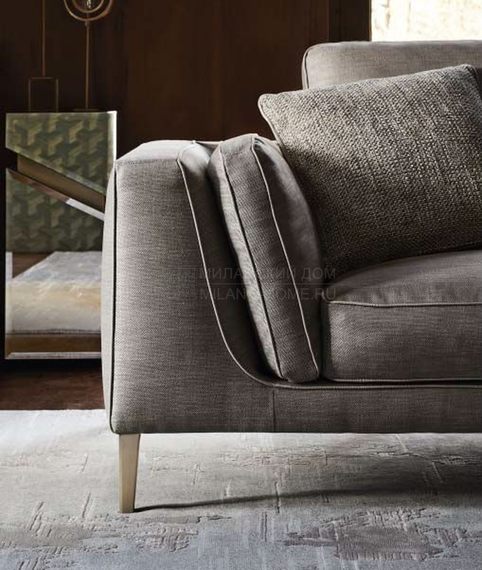 Прямой диван Ferdinand sofa из Италии фабрики ANGELO CAPPELLINI OPERA