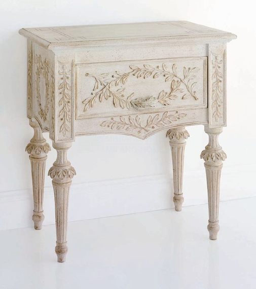 Тумбочки 684 из Италии фабрики CHELINI