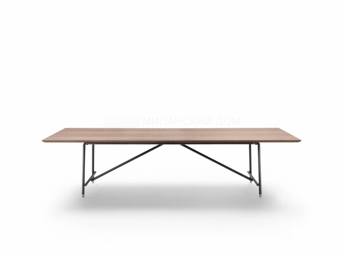 Обеденный стол Any day table из Италии фабрики FLEXFORM