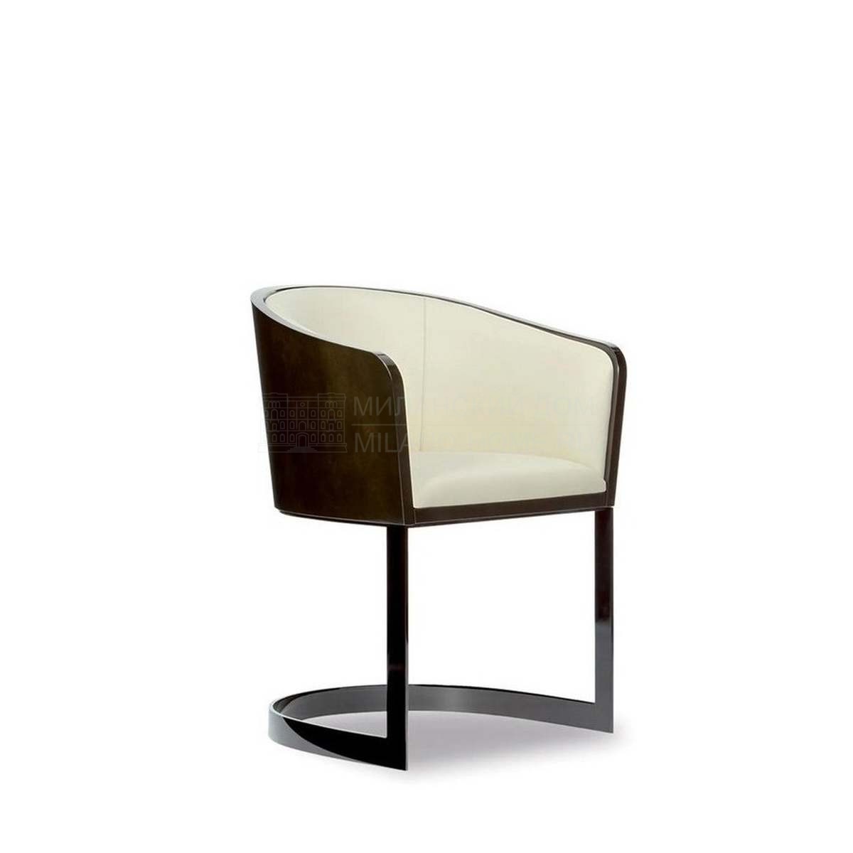 Полукресло Classic tub chair из Италии фабрики ARMANI CASA
