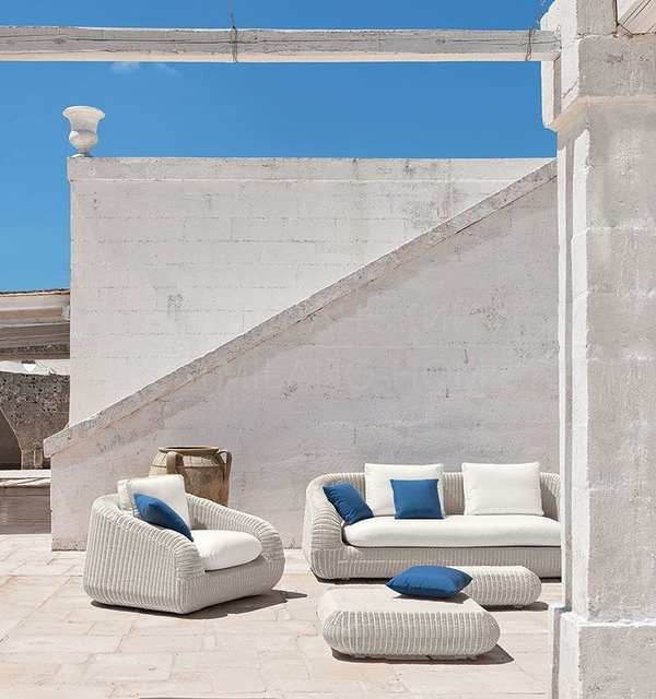 Кресло Phorma lounge armchair из Италии фабрики ETHIMO