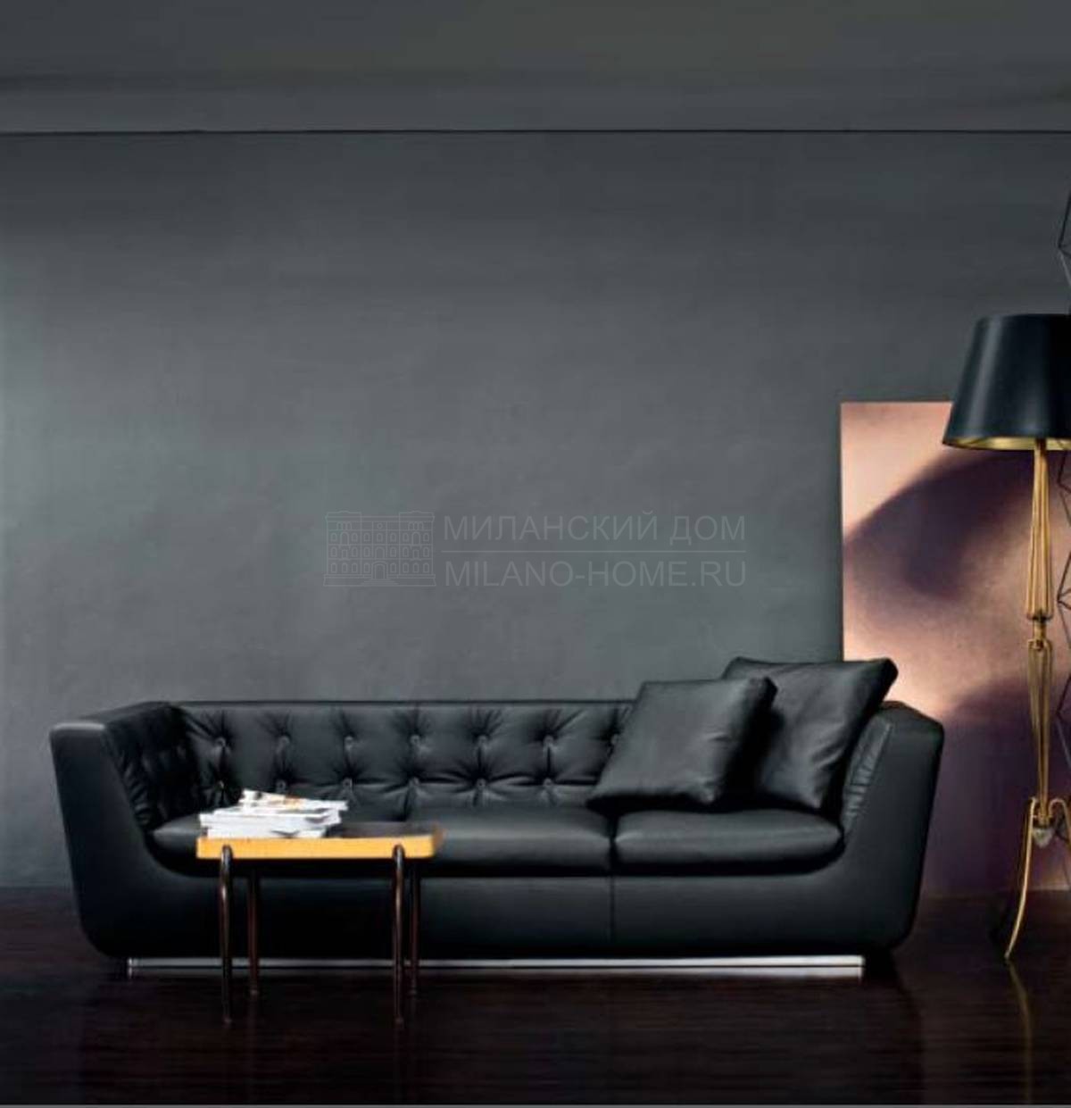 Прямой диван Romanza divano из Италии фабрики BUSNELLI