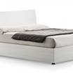 Кровать с деревянным изголовьем Metide/bed