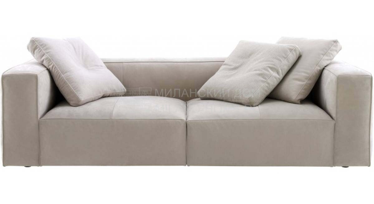 Прямой диван Nils leather sofa из Франции фабрики LIGNE ROSET