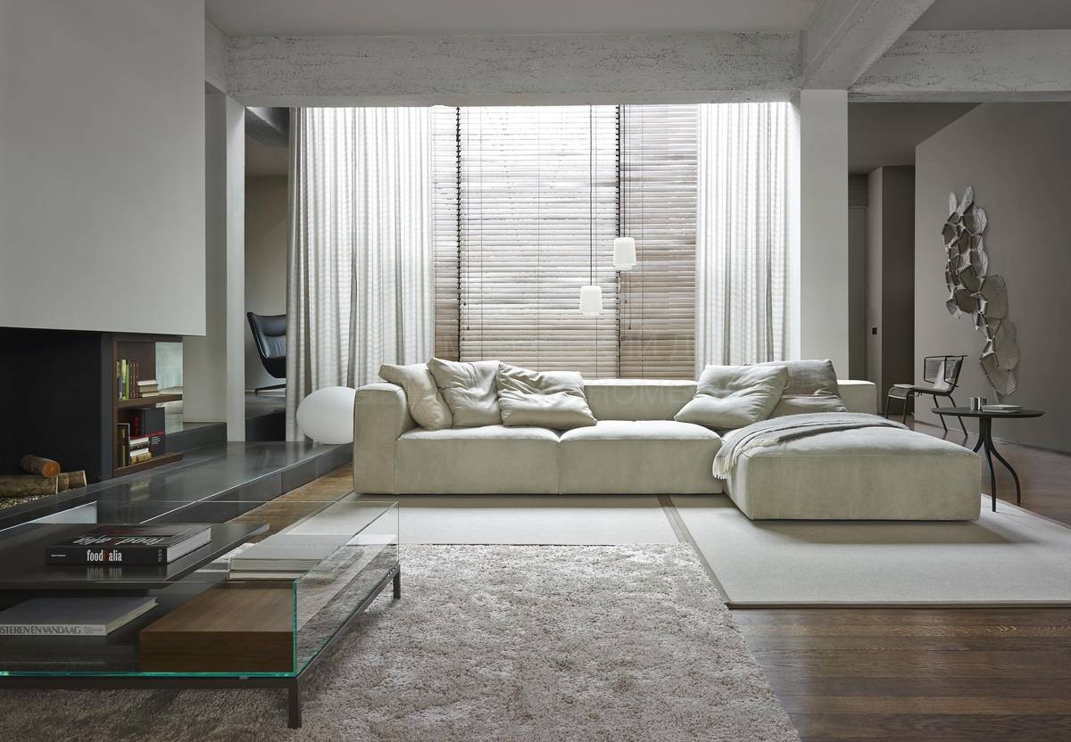 Прямой диван Nils modular sofa из Франции фабрики LIGNE ROSET