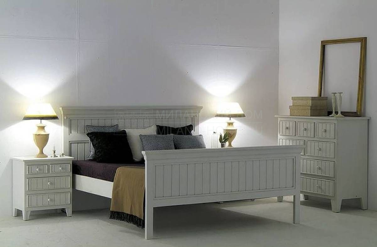 Кровать с деревянным изголовьем DO-425 bed из Испании фабрики GUADARTE