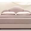 Кровать с мягким изголовьем Femelle / bed