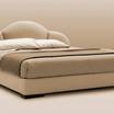 Кровать с мягким изголовьем Femelle / bed — фотография 3
