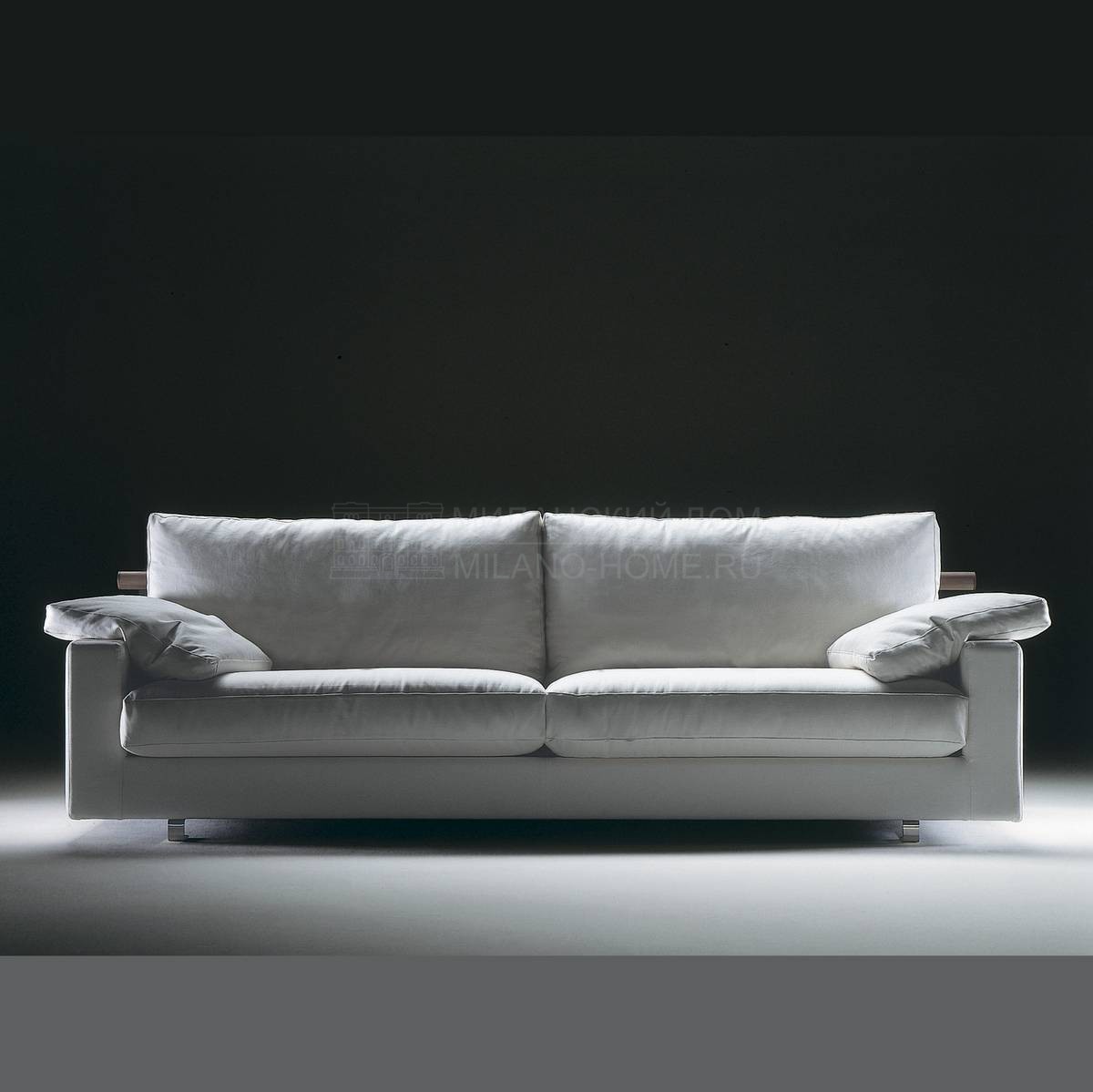 Прямой диван Patrik sofa из Италии фабрики FLEXFORM
