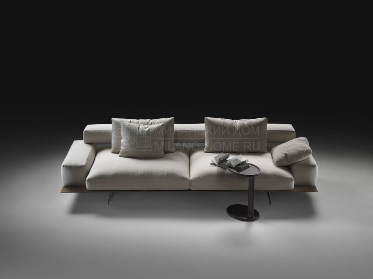 Прямой диван Wing /sofa из Италии фабрики FLEXFORM