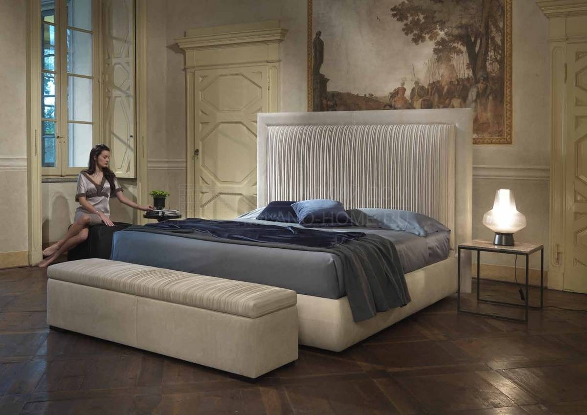 Кровать с мягким изголовьем Spencer из Италии фабрики GIULIO MARELLI