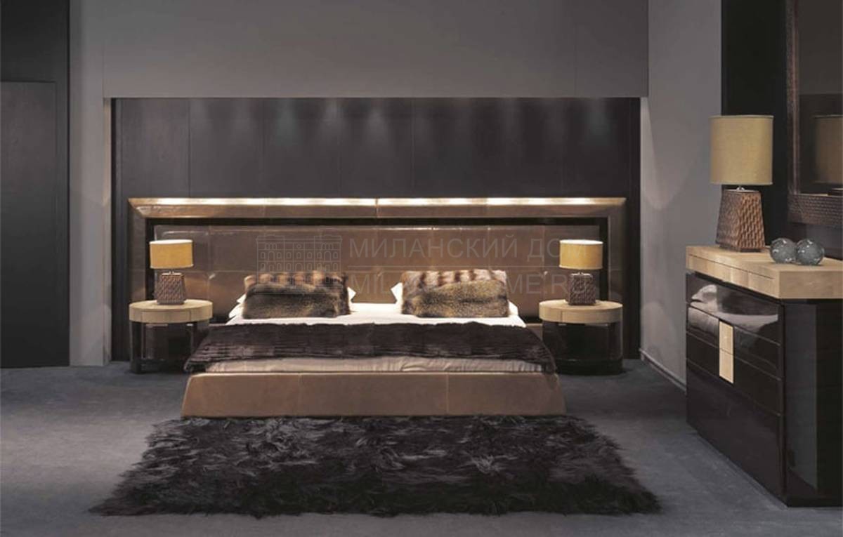Кровать с мягким изголовьем Lowell  Bed из Италии фабрики ULIVI