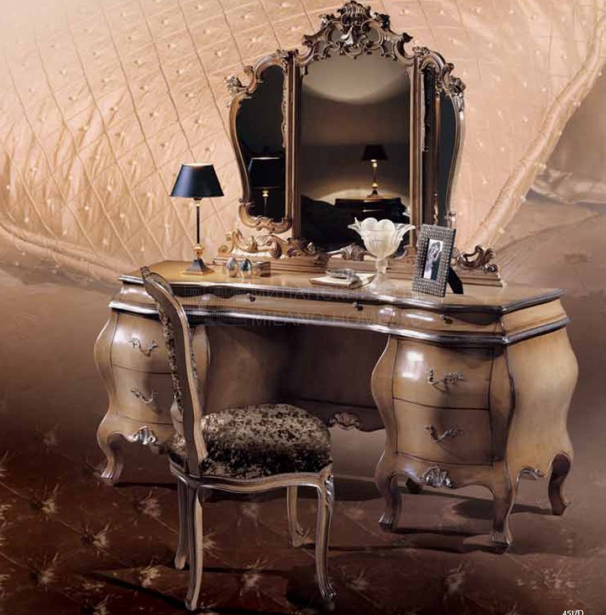 Туалетный столик Puccini/18704 из Италии фабрики ANGELO CAPPELLINI 